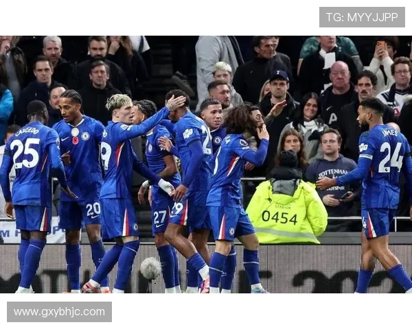 切尔西与巴塞罗那激战正酣比赛结果揭晓引发热议