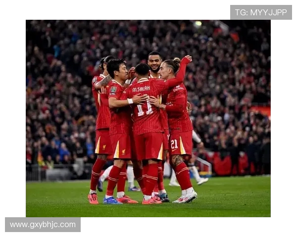 利物浦与巴萨激战成名场面进球回顾与精彩瞬间分析 利物浦与巴萨激战成名场面进球回顾与精彩瞬间分析