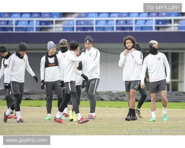 天津权健迎战香港球队力争在主场取得胜利展现实力 天津权健迎战香港球队力争在主场取得胜利展现实力