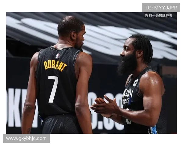 小乔丹与追梦格林的对决谁能赢得篮球场上的荣耀与尊重