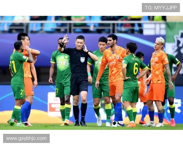 沙佩科与塞阿拉激战正酣谁能在这场较量中笑到最后