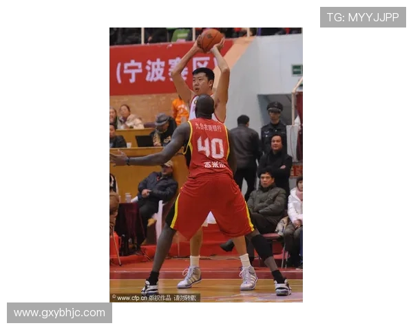 浙江与山东篮球对决在线直播精彩瞬间全程回顾与分析 浙江与山东篮球对决在线直播精彩瞬间全程回顾与分析