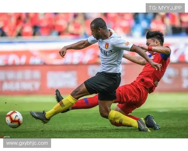 重庆斯威与直播吧的精彩对决全程回顾与分析