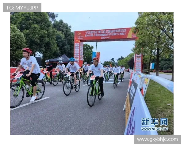 成都足球队在邀请赛积分榜上以63分稳居第一名展现强劲实力